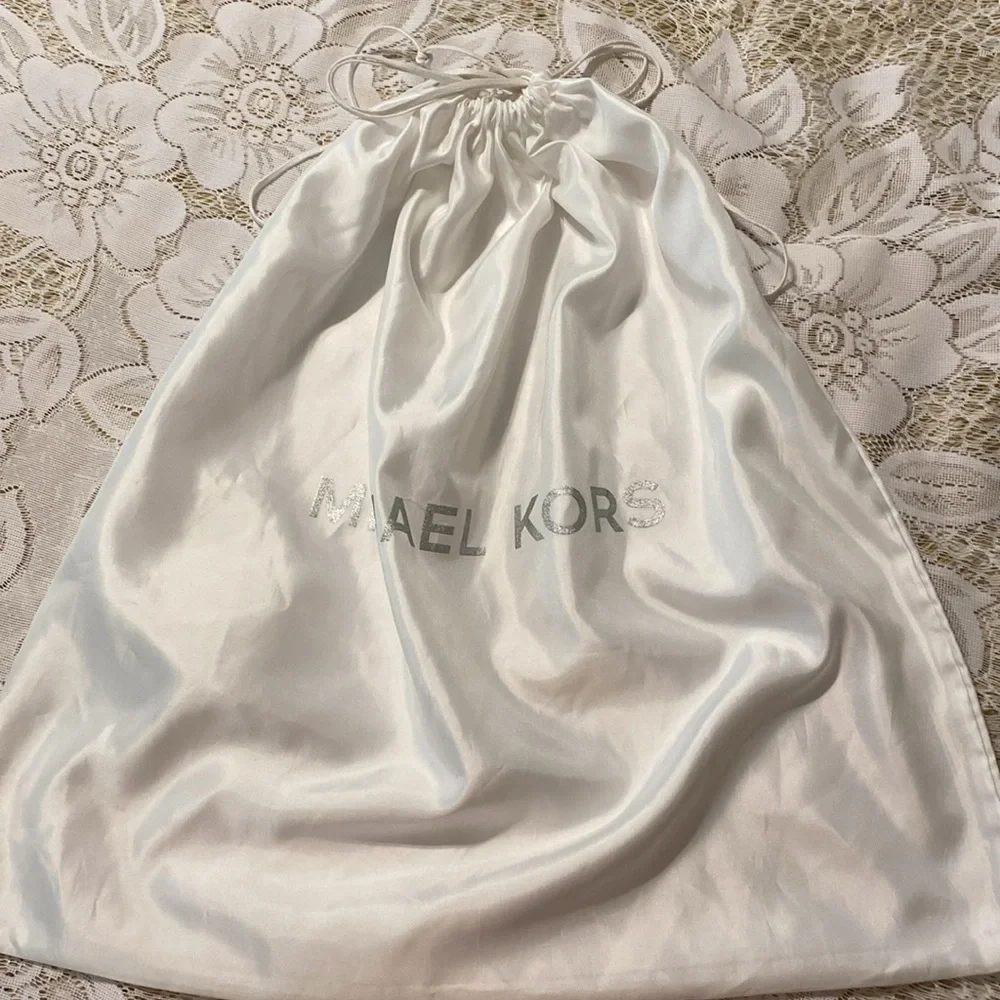 Michael Kors White Dust Bag Silky Design & Draw String Closure